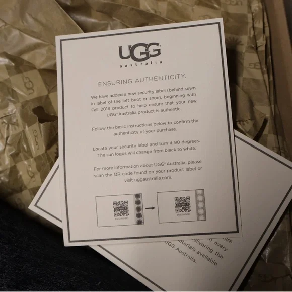 UGG Blue Calf Hair Exotic Classic Short Boots - Picture 6 of 8